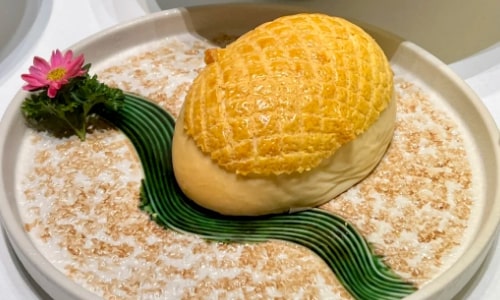 style Pineapple Buns style Pineapple Buns